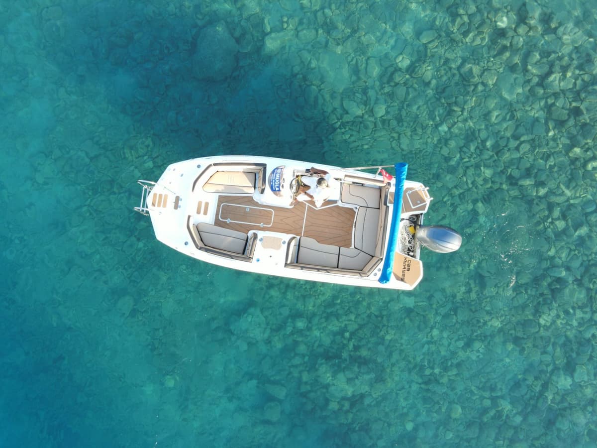 Ölüdeniz 4 kişi kapasiteli sürat teknesi - 5