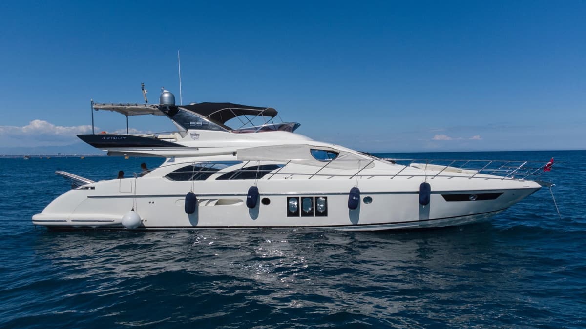 Antalya'da 17 Metre Uzunluğunda Lüks Azimut  - 2