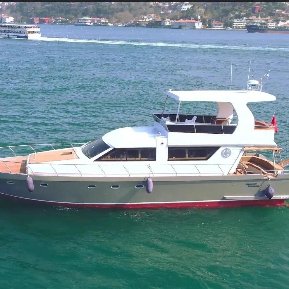 Bebek'de 12 Kişi Kapasiteli Motoryat - 2