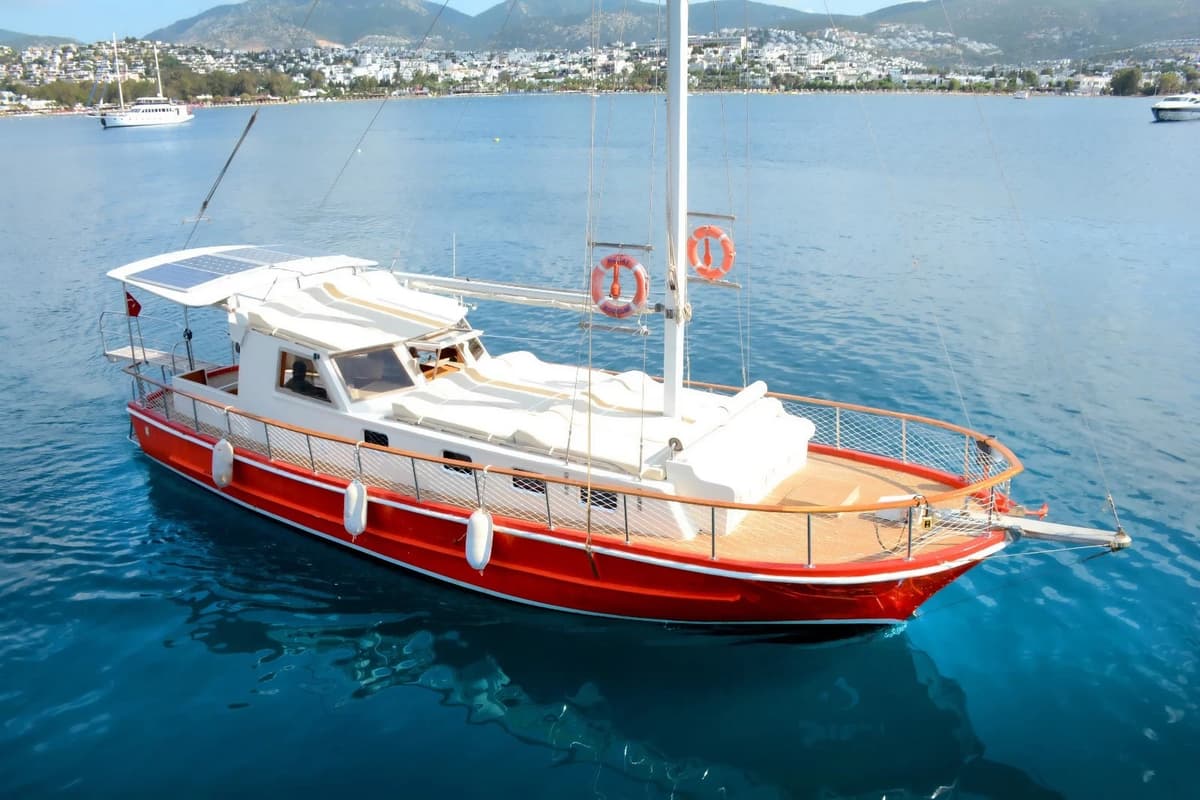 Bodrum Merkez Limanı'nda 8 Kişilik Gulet - 1