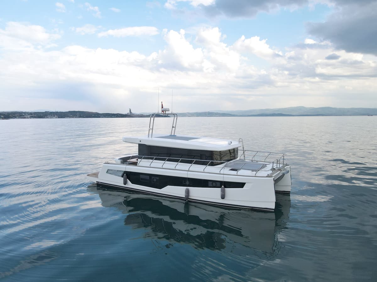 Göcek'de 4 Kabin Power Katamaran - 4