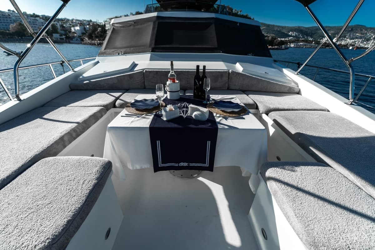 Bodrum Merkezde 24 Metre Lüks Motoryat - 5