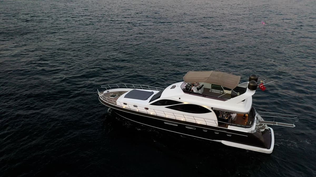 Bebek'de 23 Metre Motoryat - 2