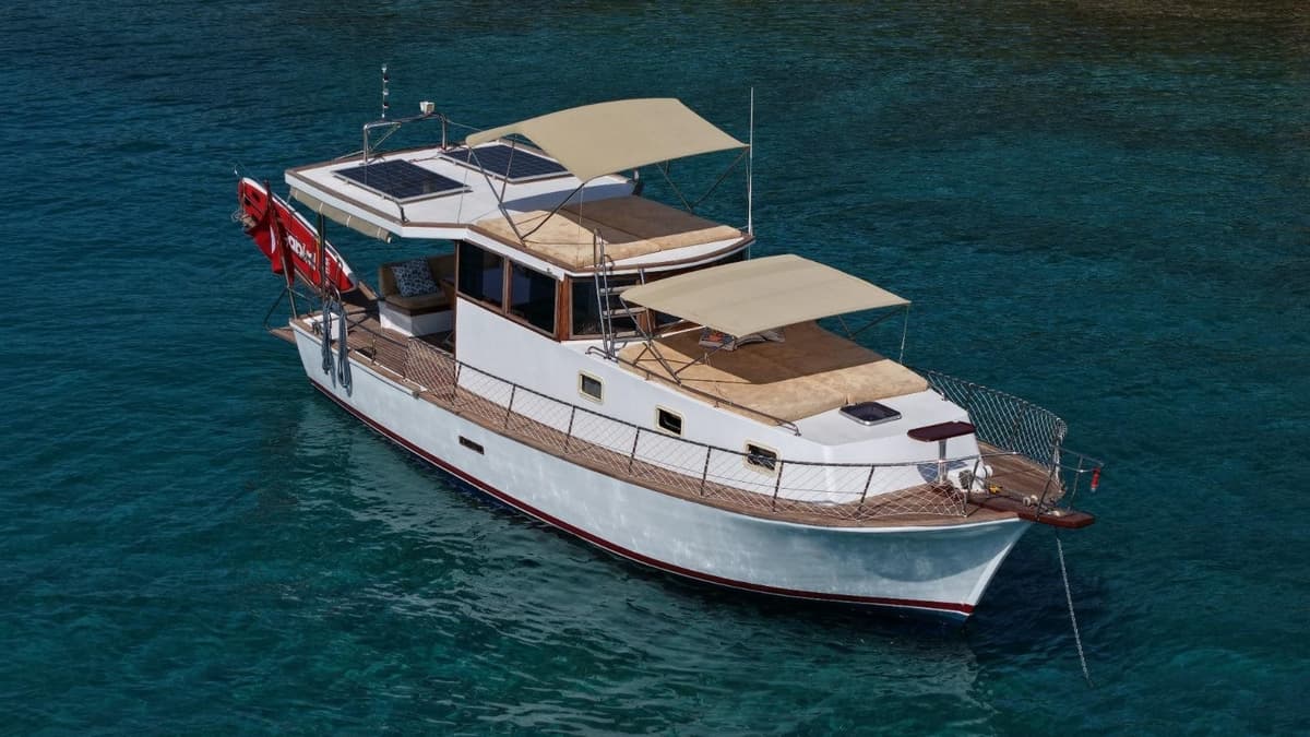 Göcek'te günlük veya saatlik Motorluyat - 2