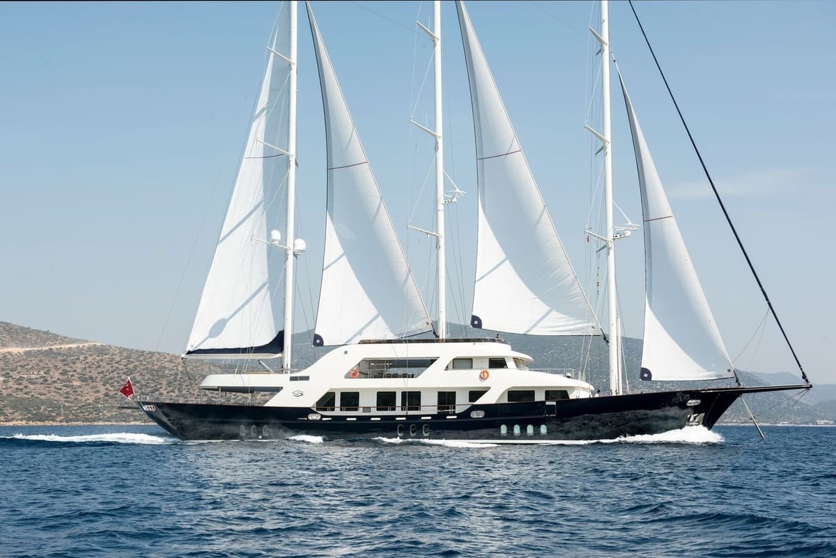 Lüks Charter Deneyimi: 50 Metrelik Motor Sailor - 5