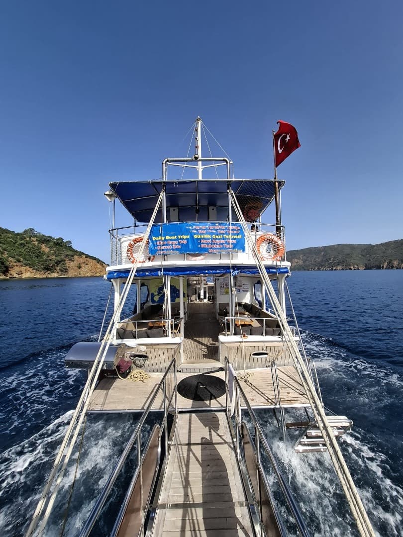 Fethiye'de Günübirlik Tur Teknesi - 3