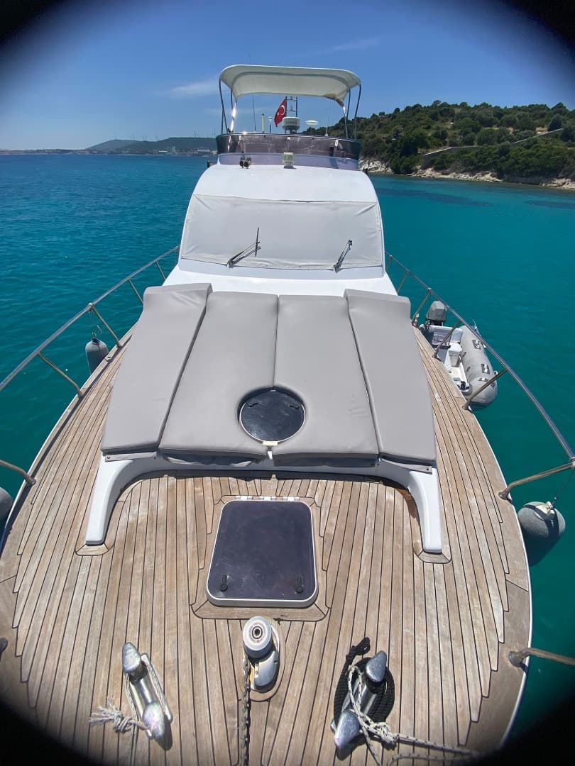 Çeşme'de 14 Metre Motoryat - 3