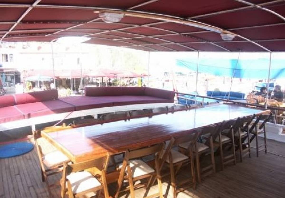 Marmaris Çıkışlı 7 Kabinli 14 Kişilik Klasik Ahşap Ketch Gulet - 5