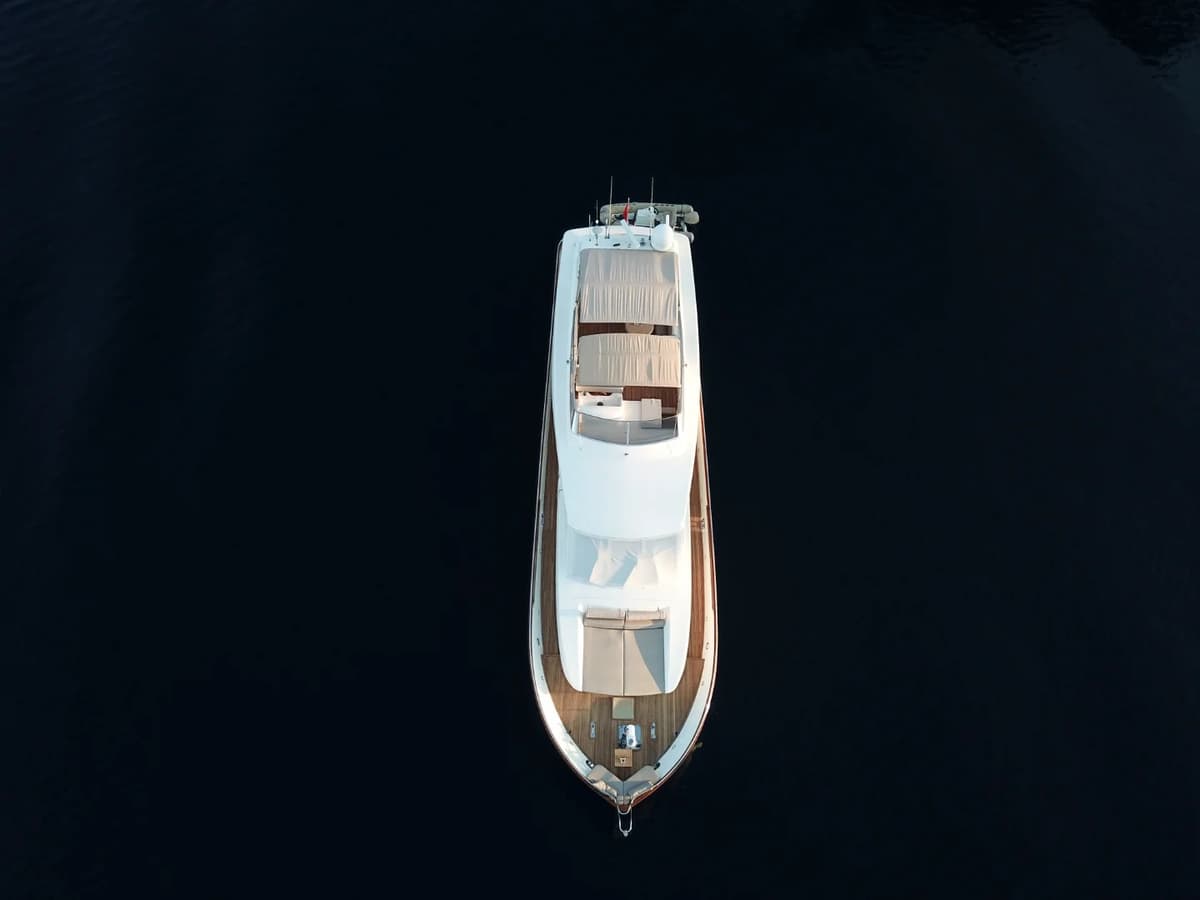 Göcek'de 26 Metre Motoryat - 5