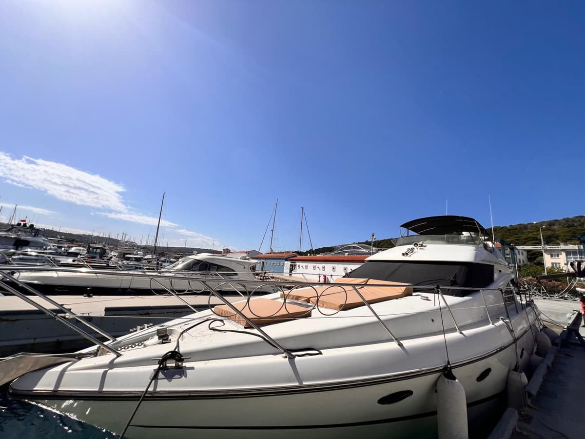 Çeşme'de 18 Metre Motoryat - 3