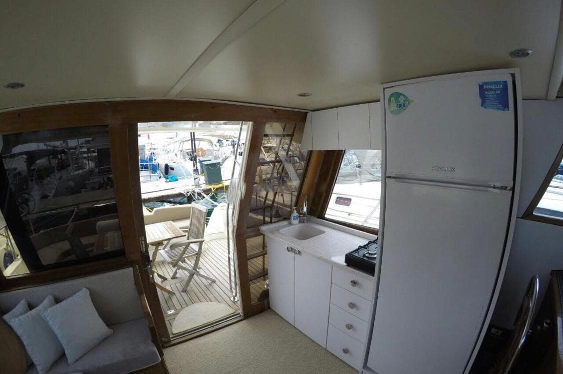 Göcek'te 14 metre Motoryat - 5