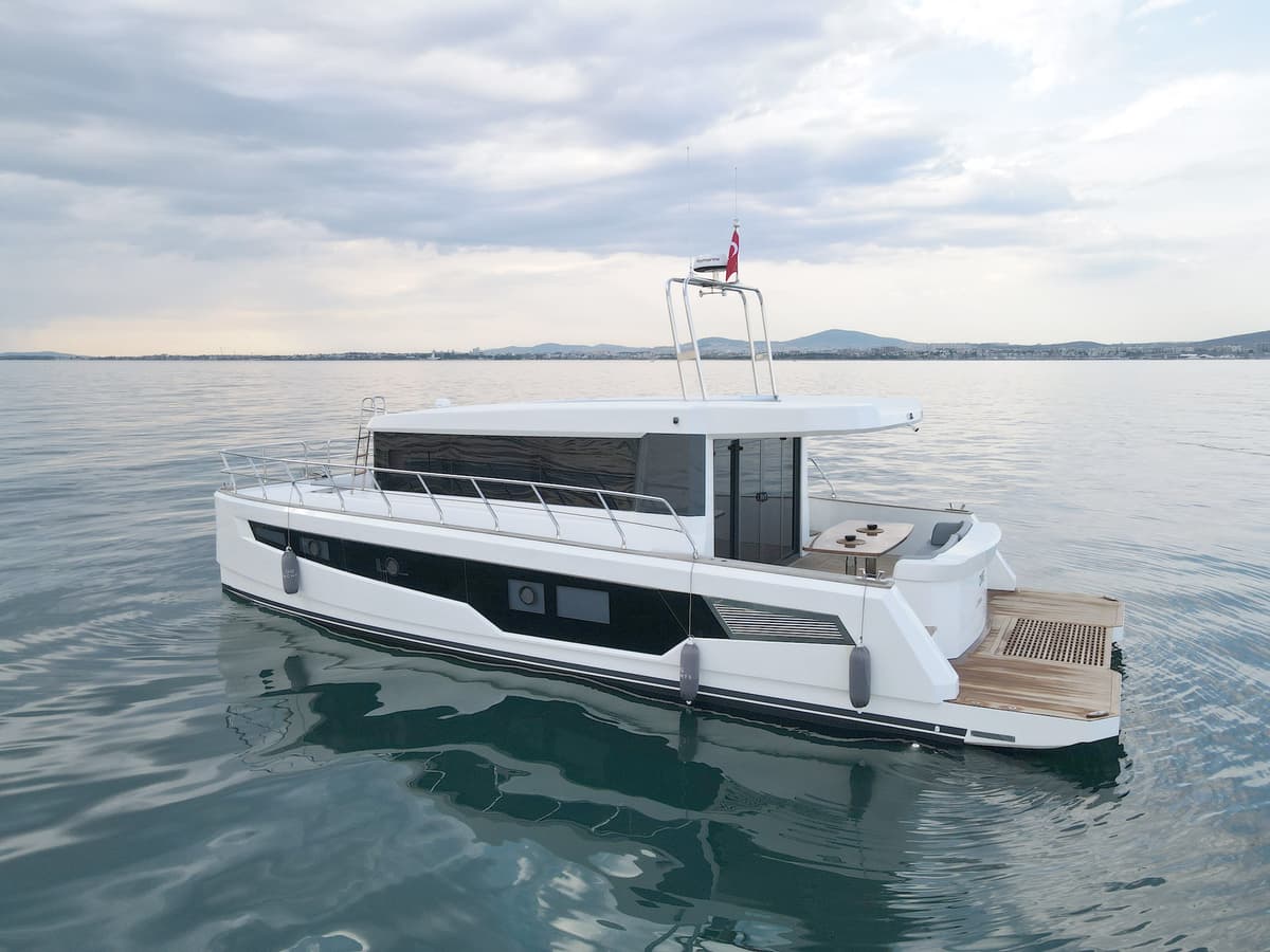 Göcek'de 4 Kabin Power Katamaran - 3