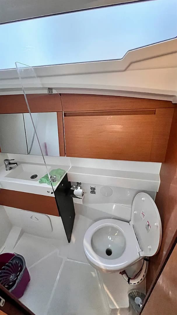 Marmaris'te 3 Kabinli Yelkenli - 5