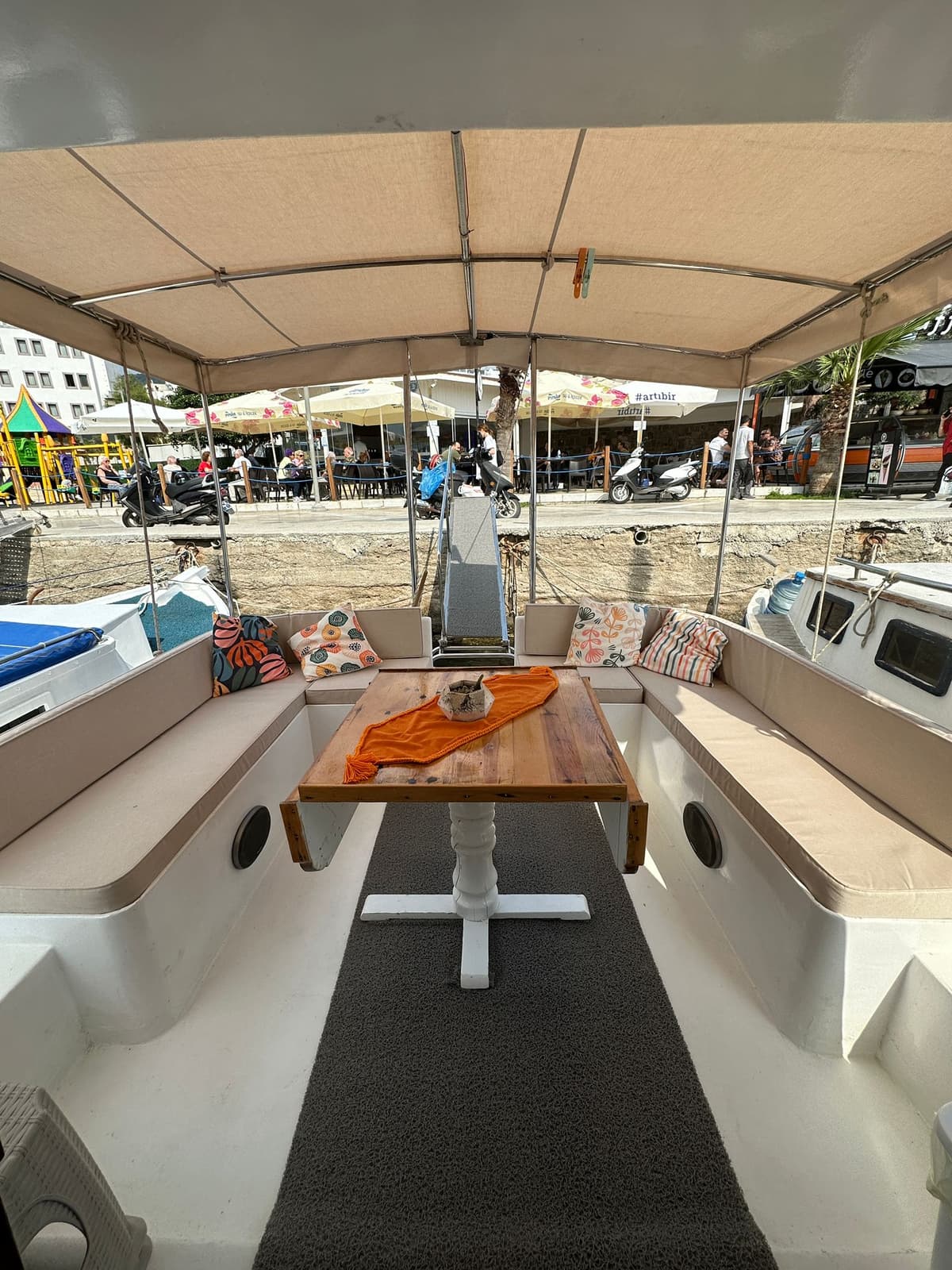 Bodrum'da 12 Metre Kiralık Gulet - 2