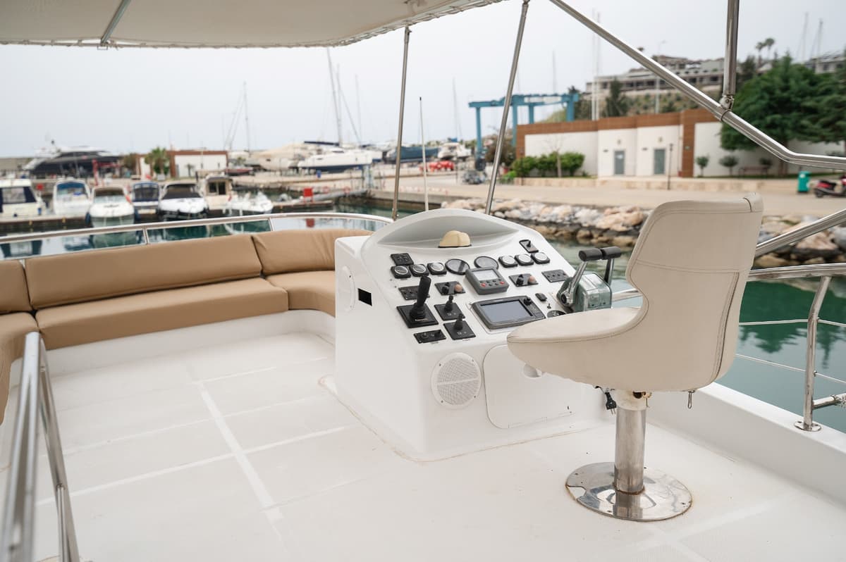 Alanya'da 17 metre Motoryat - 5