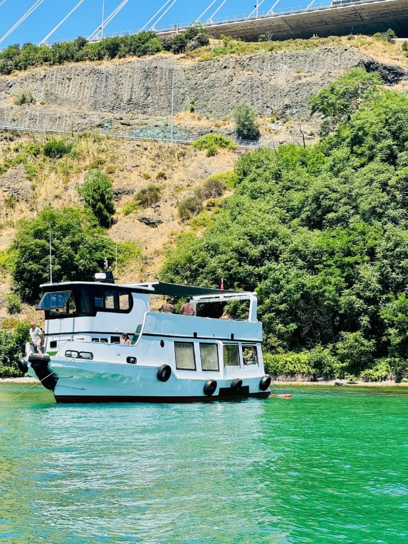 Sarıyer çıkışlı 24 kişilik gezi ve davet teknesi - 1