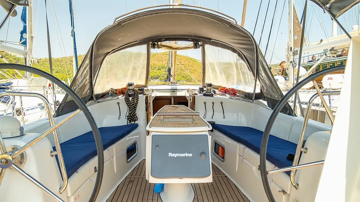 Beneteau Oceanis 40 (2008) - Fethiye - 2