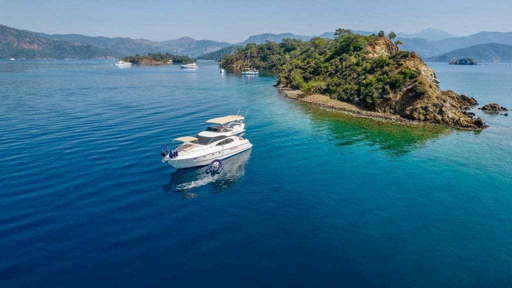 Göcek Koyların Uygun Fiyatlı Konaklamalı Motoryat - 5