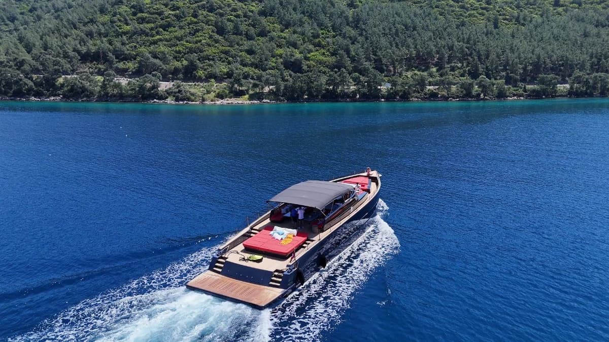 Bodrum'da Ultra Lüks Motoryat - 1