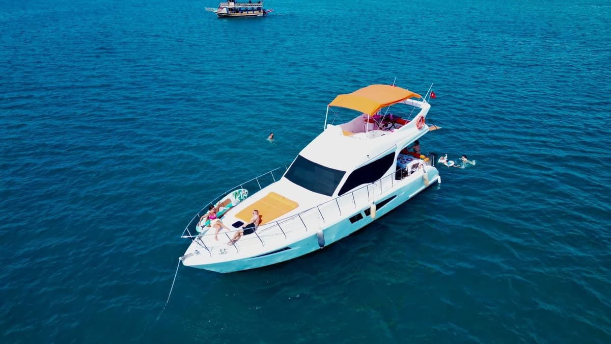 Antalya Private Yacht Tour with Jacuzzi - 4