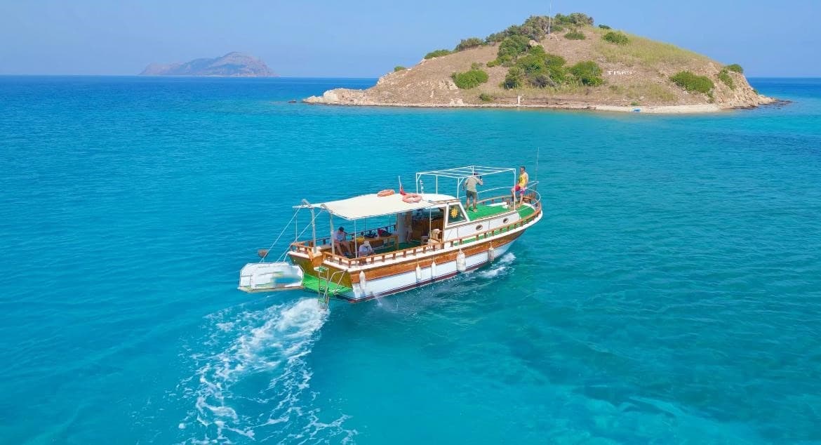 Tisan Gezi Teknesi - 1