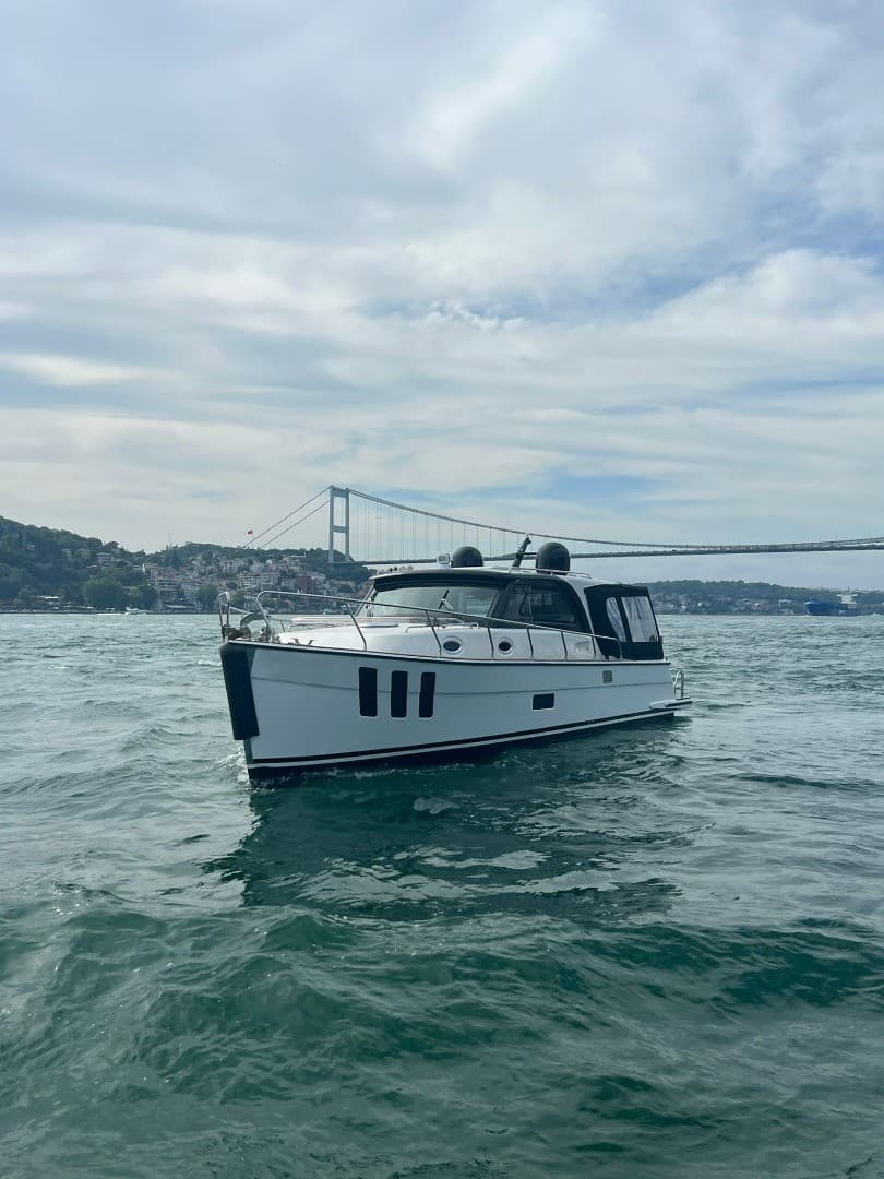 İstanbul Boğazı'nda Keyifli Bir Yat Kiralama  - 4