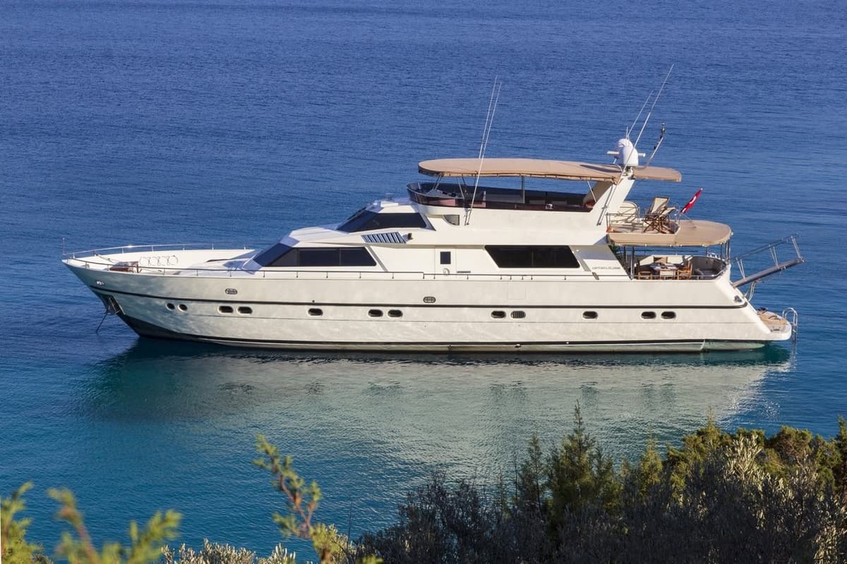Bodrum Torba'da 27 Metre Motoryat - 3