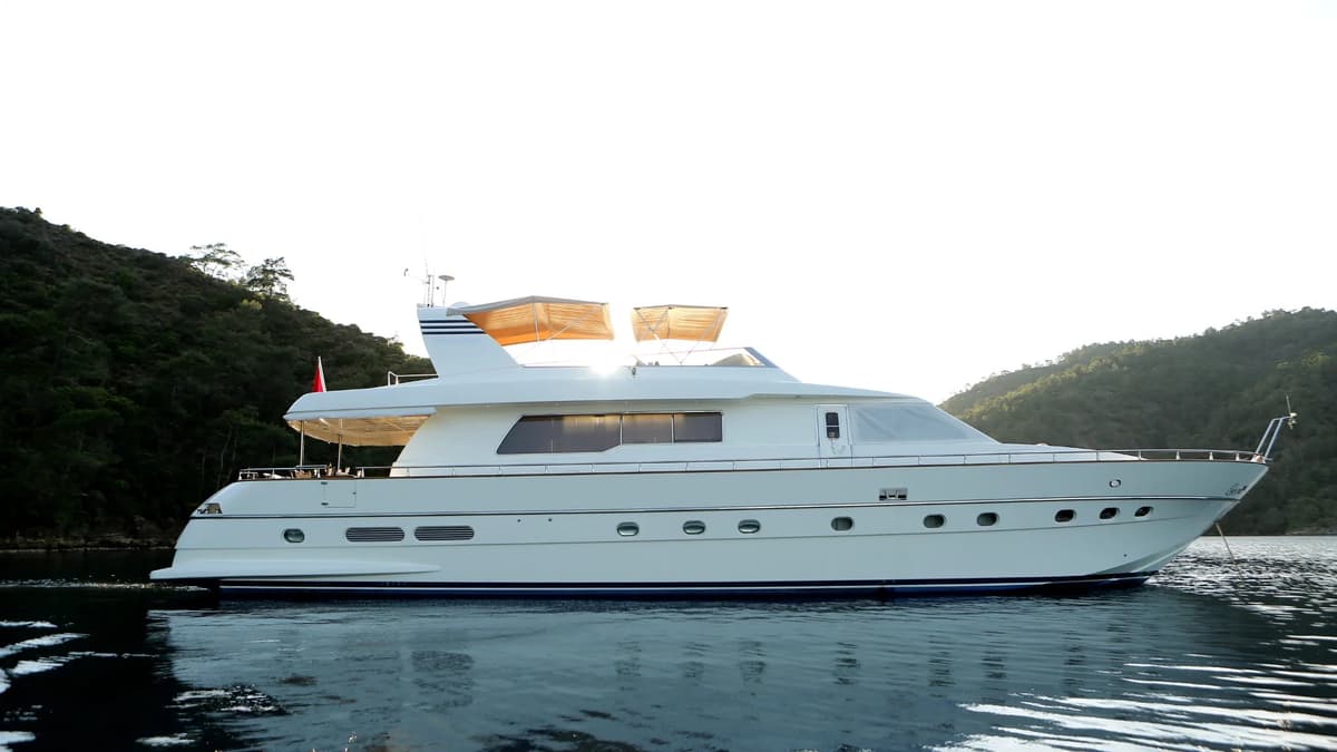 Göcek'de 26 Metre Motoryat - 1