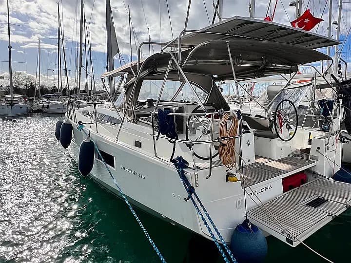 Marmaris'te 3 Kabinli Yelkenli - 1