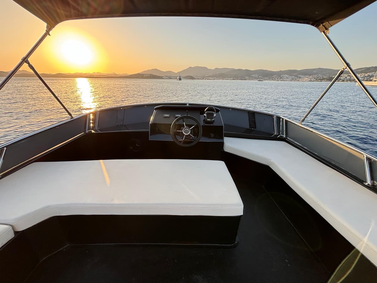 Bodrum'da 15 metre Motoryat - 3