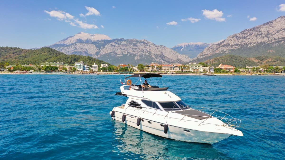 Antalya kemer koylarında konforlu yat turu - 3