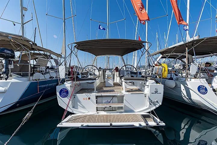 Marmaris'te 3 Kabinli Yelkenli - 3