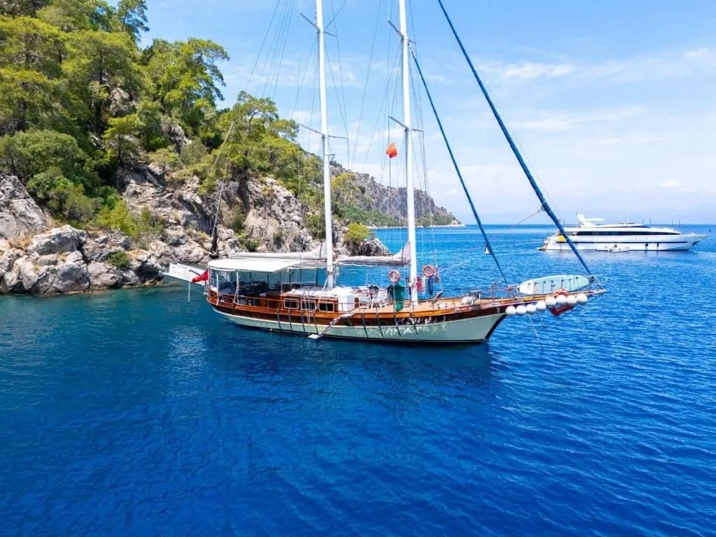 Fethiye Çıkışlı 3 Kabinli 6 Kişilik Gulet - 1