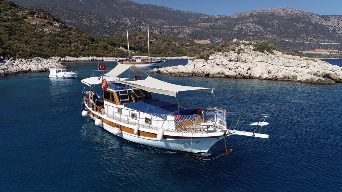 Antalya Kaş'ta 10 Kişilik Gulet - 2