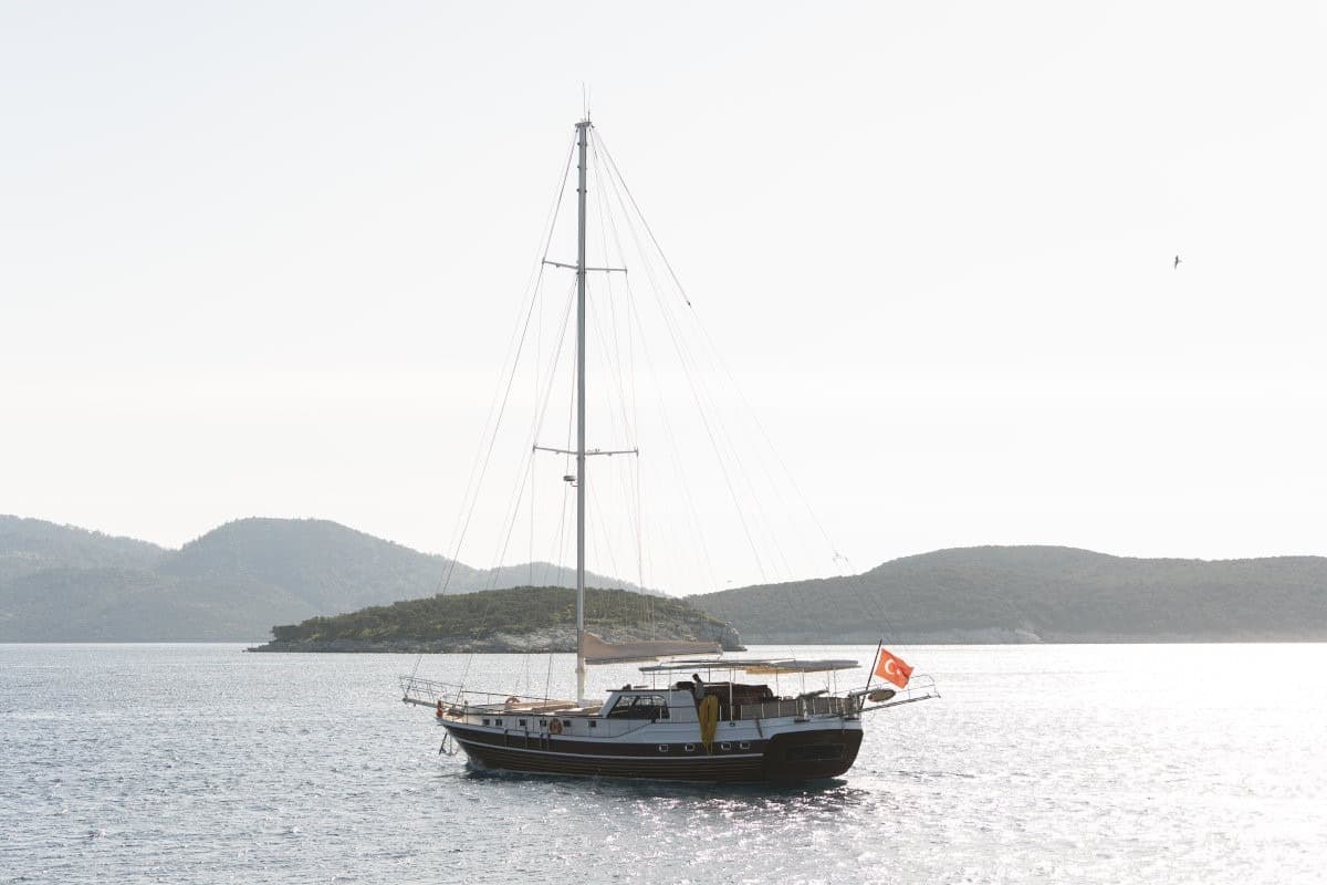 Bodrum'da 4 Kabinli 8 Kişilik Lüks Gulet - 3