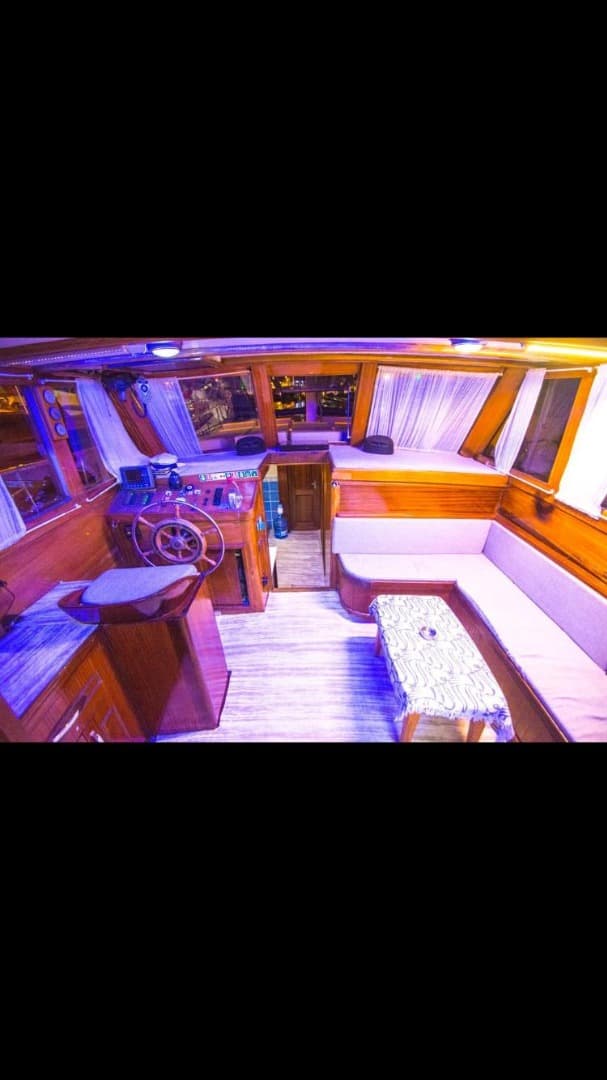 Göcek’te  Muhafazakar Kadın Kaptanlı Tekne Tatili - 4