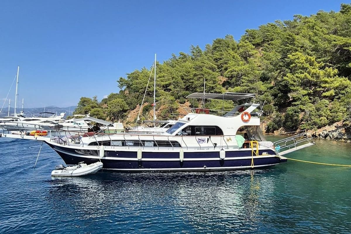 Göcek'te Geniş Konforlu Tekne Tatili - 1