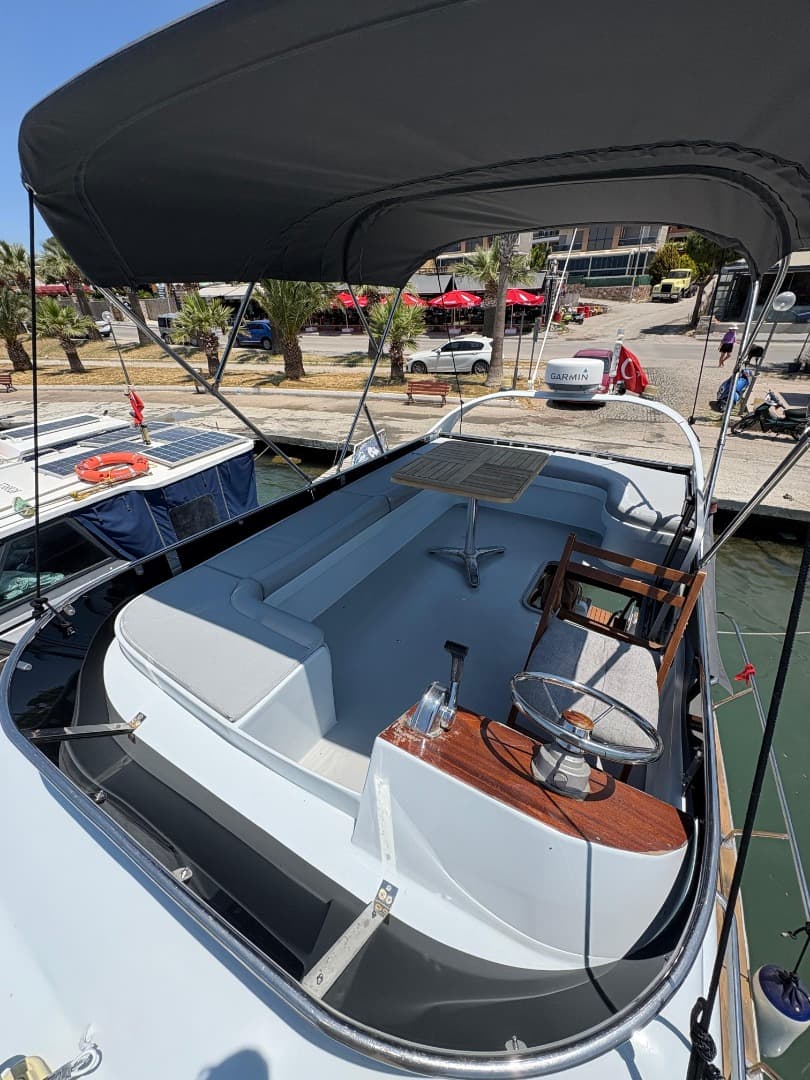 Ayvalık'ta 9 Kişilik Motoryat - 4