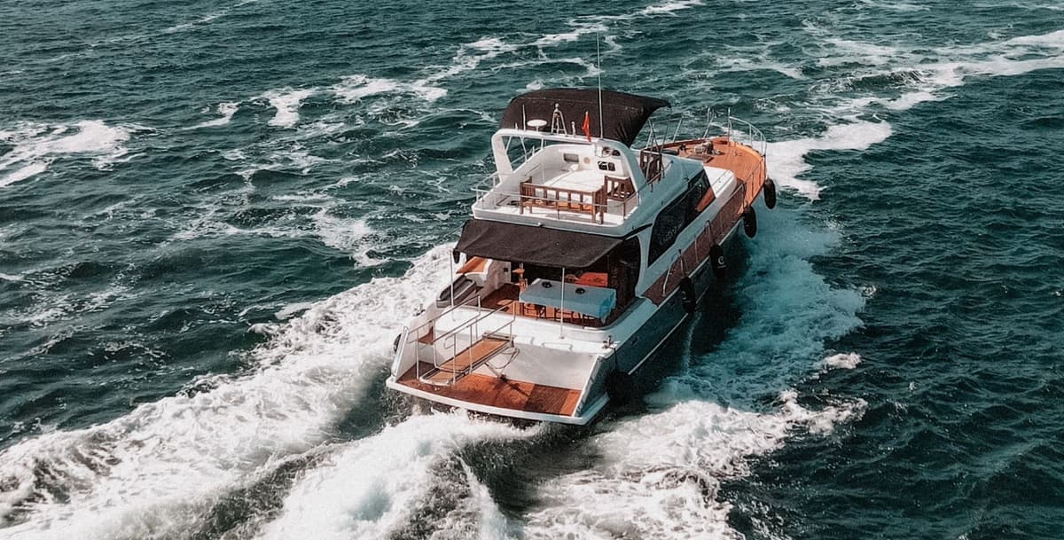 Bebek'de 16 Metre Motoryat - 3