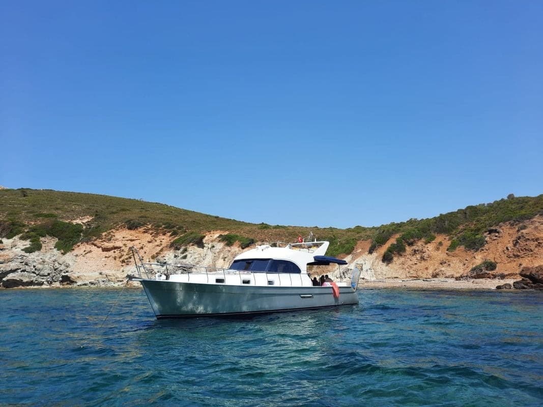 Ayvalık'da 13 Metre Motoryat - 2