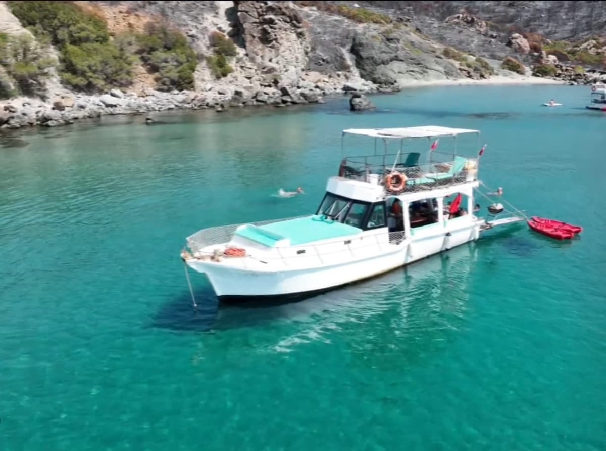 Urla Demircili'de 9 Kişiye Kadar Gezi Teknesi - 1